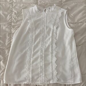 Chic White Lace Accent Sleeveless Blouse
